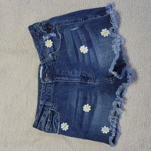 Coco + Jaimeson Daisy Embroidered Denim Frayed Shorts, Size 30